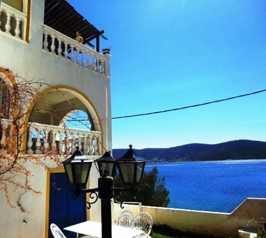 Wavedance Accommodation Salamina Zewnętrze zdjęcie